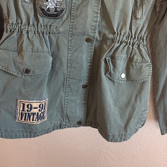 The Story Hooded Army Green Military Style Jacket with Patches/ Size Small - Picture 6 of 12
